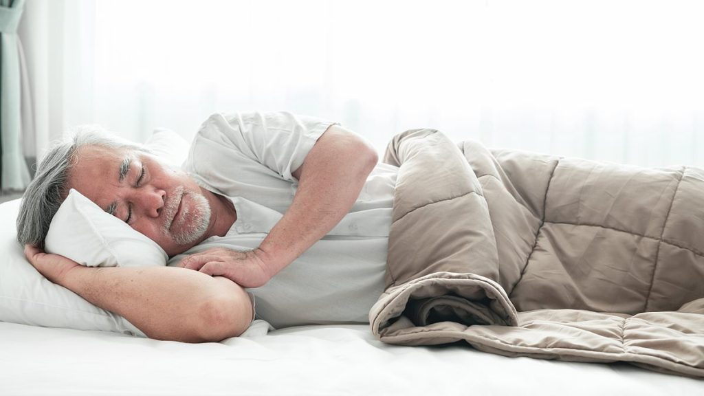 Doctors warning as common sleep habit is linked to risk of early death