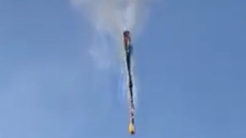 Eight die as hot-air balloon bursts into flames in Brazil