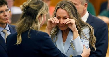 Woman crying in court after hearing murder trial verdicts.