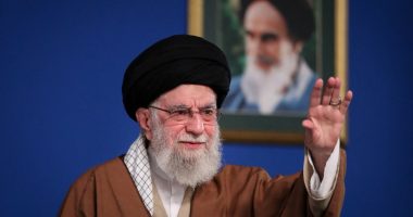 Ayatollah Ali Khamenei addressing a crowd.