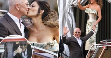 Jeff Bezos, Lauren Sánchez kiss on their way to wedding welcome party