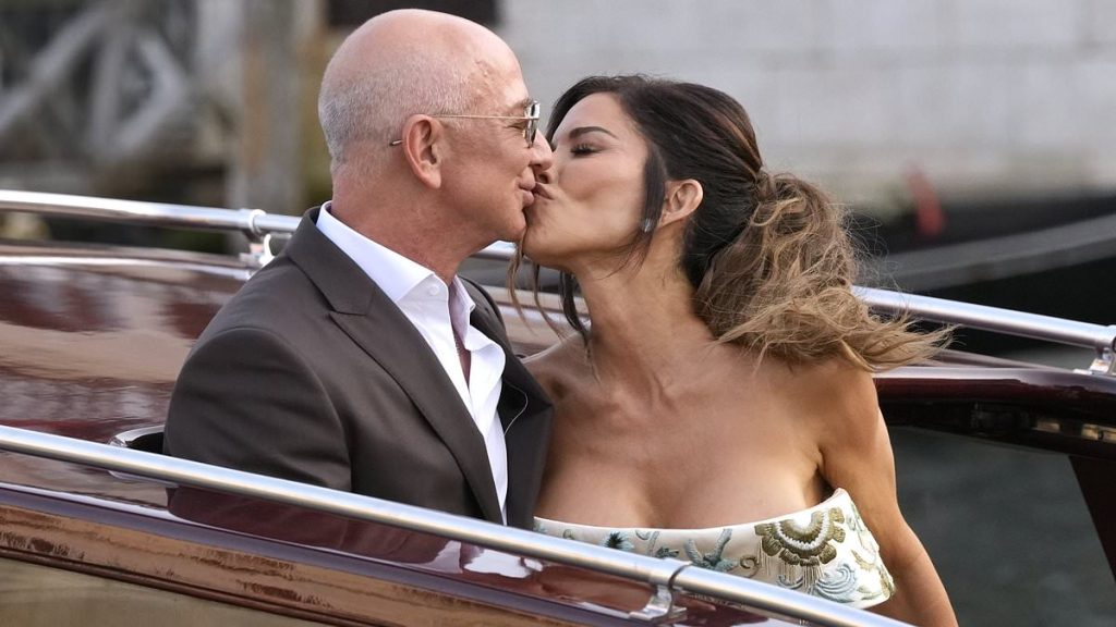 Jeff Bezos and Lauren Sanchez got married WEEKS ago