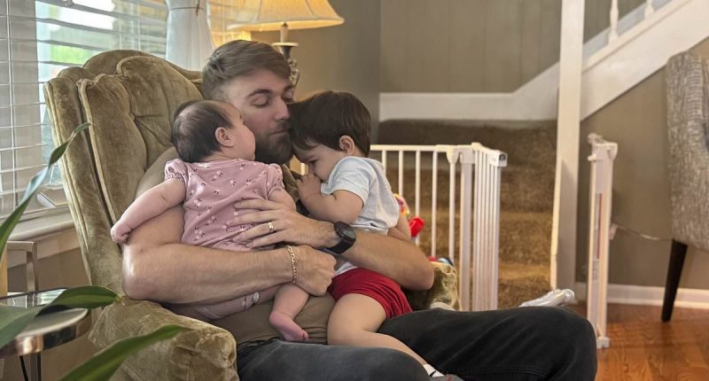 Marine veteran appeals to Trump after breastfeeding wife gets deported