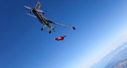 Midair parachute collision leads to tragedy for experienced skydiver
