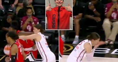 Mystics' Jade Melbourne chips tooth in bloody scene after catching elbow to face