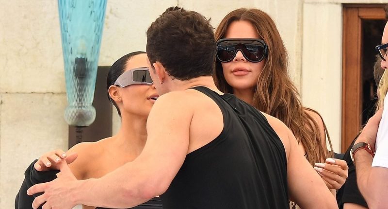Orlando Bloom kisses Kim Kardashian after Katy Perry split