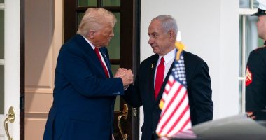 Trump calls for Netanyahu to be pardoned, corruption trial canceled