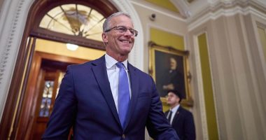 Trump megabill narrowly advances in Senate despite two GOP defections