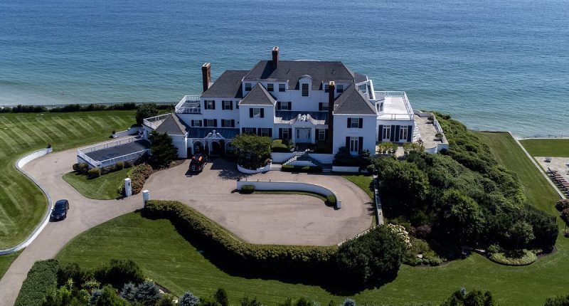 Update in case of remains that washed up near Taylor Swift's mansion