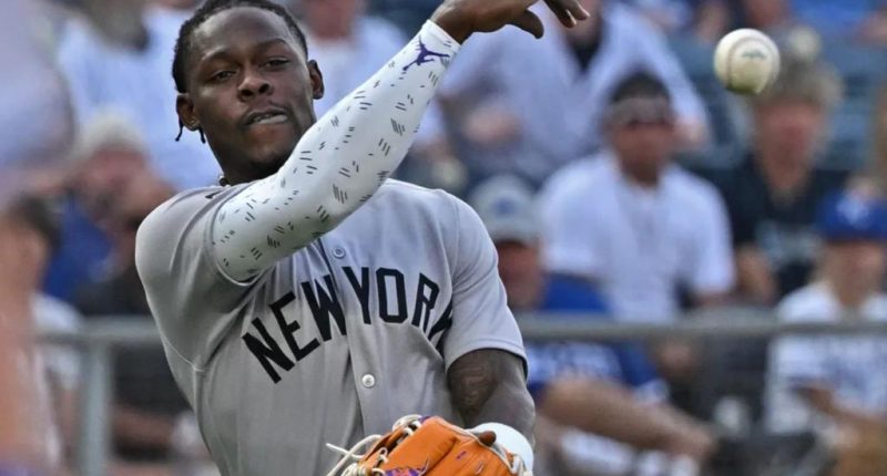 Yankees' Jazz Chisholm Jr. exits early with neck tightness
