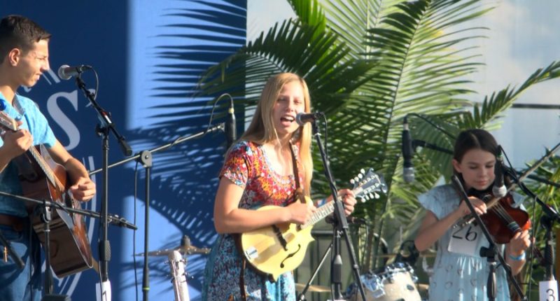 'It's just a good atmosphere': Annual Fiddlers' Convention returns to Abingdon