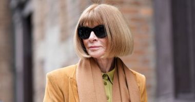 After nearly four decades as the editor-in-chief of American Vogue, Anna Wintour is stepping down and seeking a replacement, the magazine's publisher Condé Nast confirmed to CNN.