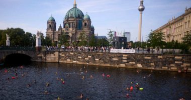 Berlin banned river swimming a century ago. Locals now want to jump back into the water