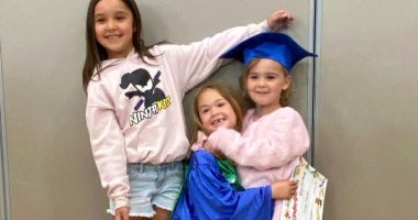 Paityn, Olivia and Evelyn Decker.