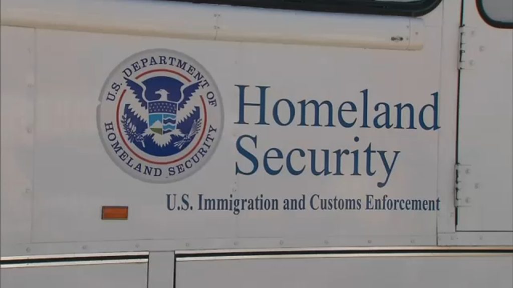 DHS issues new policy for members of Congress visiting ICE field offices