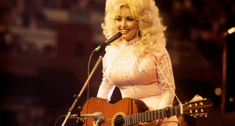 Dolly Parton Said Any Other Woman Would’ve 'Choked' Her Husband 'to Death' if They Married Him
