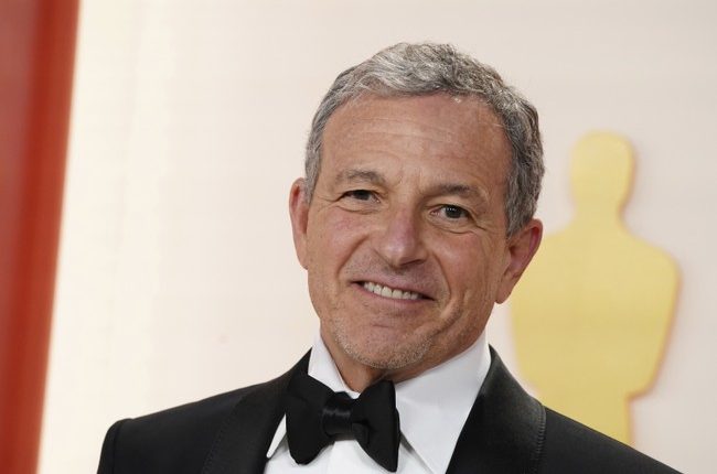 Eye Roll: Disney’s Bob Iger and Hollywood Stars Attack Trump With Most Ridiculous Move Yet