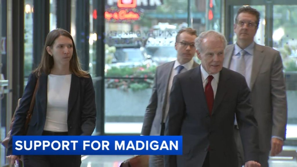 Fmr. Illinois House Speaker Mike Madigan hopes connections with White Sox owner, Fr. Pfleger, Jim Edgar can help sentencing