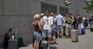Citizens of Poland and Austria assemble at a hotel in Tel Aviv