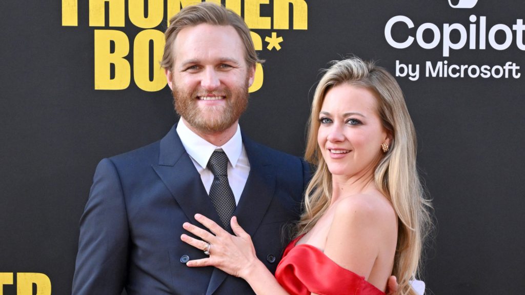 Goldie Hawn And Kurt Russell's Son Wyatt And His Wife Suffered A Tragic Loss