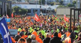Hundreds of CFMEU members marched through Brisbane this morning in a last-minute protest against the forced administration of the union.