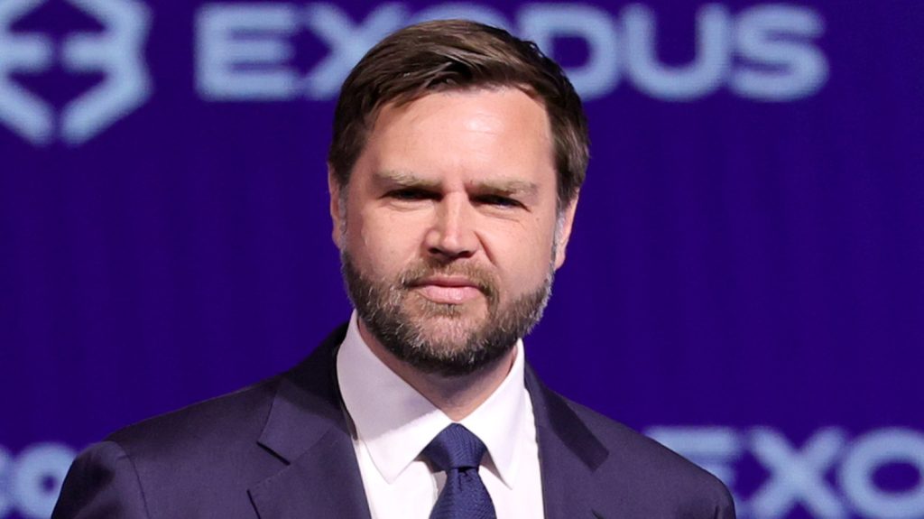 JD Vance Savagely Snubs Elon Musk & Confirms What Everyone Suspected