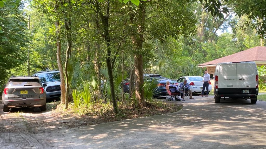 JSO: Elderly couple found dead inside Arlington home