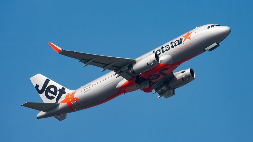 Jetstar Asia to close within weeks - with planes to be diverted back to Australia