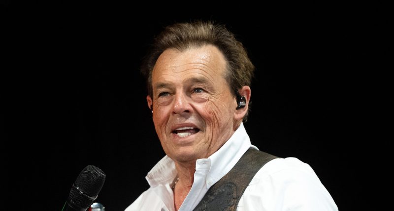 Legendary country singer breaks his silence after being caught at TSA with loaded gun & gives warning to other travelers