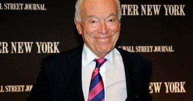 Leonard Lauder, philanthropist who globalized family cosmetic business, dies at age 92