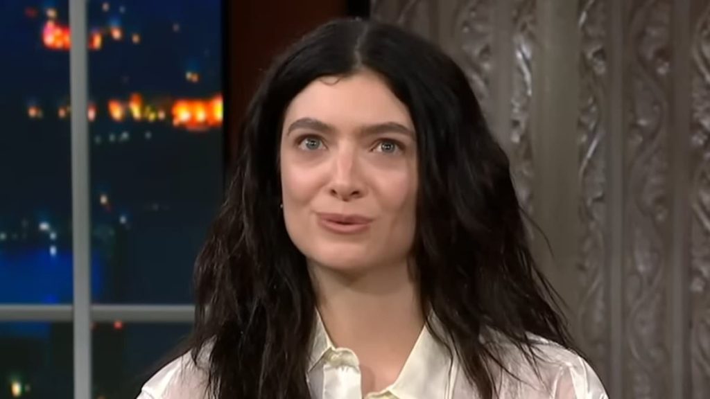 Lorde reveals shock exchange with NYPD antiterrorism unit as she filmed new video