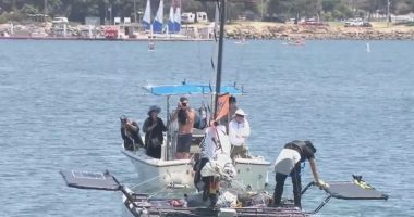 Man attempts to be first to sail on catamaran from San Diego to Hawaii