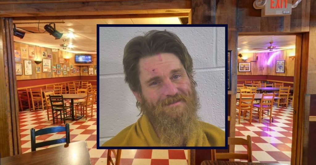 Man loosed live raccoon in bar after being kicked out: Cops