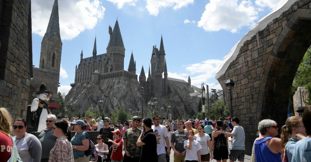 'Hard stop' on Harry Potter ride at Universal caused twins' neck and back injuries, hospitalization: Lawsuit