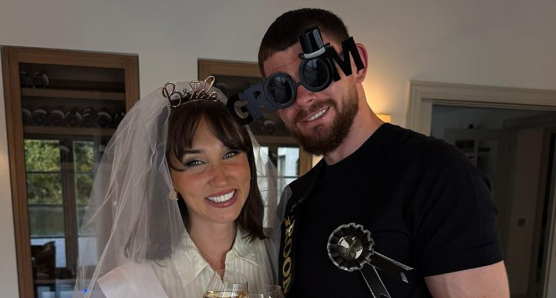 Megan McKenna marries fiancé Oliver Burke