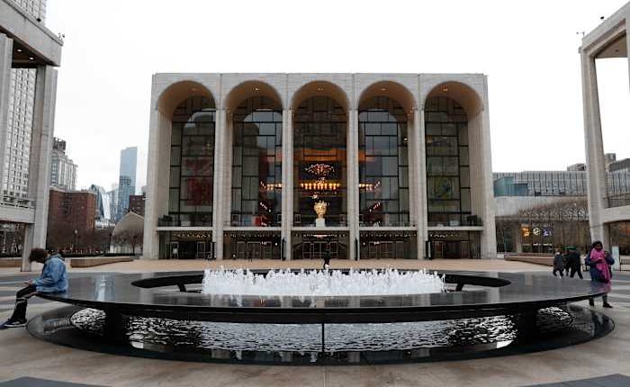 Met singers' union gets 5% increase partly funded by $5M appropriation from New York state