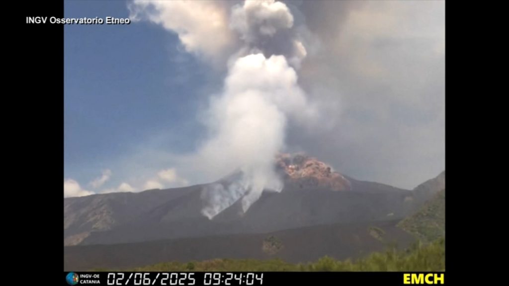 Mount Etna news: Volcanic activity in Sicily erupts in a fiery show of smoke and ash miles high