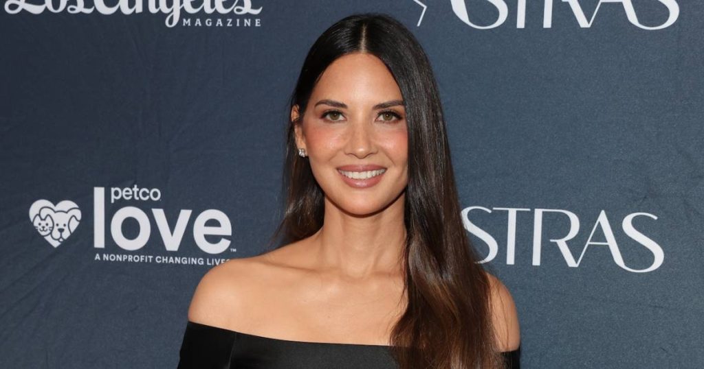 Olivia Munn Says Fans’ Negative Comments Caused Her to Pull Out Her Lashes