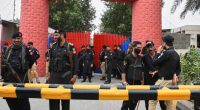 Over 200 inmates escape Pakistani prison after earthquake