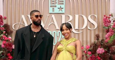 PREGNANT KJ SMITH AND SKYH BLACK BUMP IT UP AT THE 2025 BET AWARDS