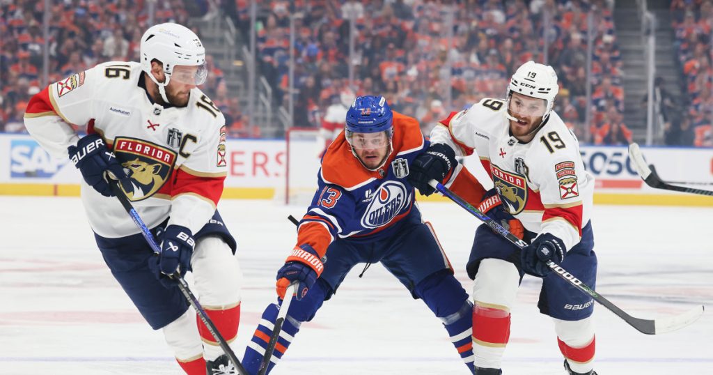Panthers win, 5-4, Game 2 against Oilers in double OT to tie Stanley Cup series 1-1