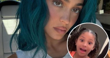 STORMI REACTS TO KYLIE JENNER'S BLUE HAIR ERA: 'A BLUE WIG WITH A RED OUTFIT?'