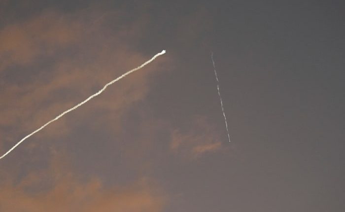 Status of ceasefire unclear after Iranian missile barrage strikes Israel after a first deadline