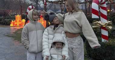 Tammy Hembrow celebrates an early Christmas in July with children after fleeing the country following split from husband Matt Zukowski: 'My soul needed this'