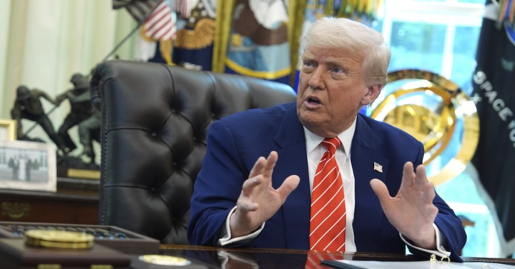 Trump asks SCOTUS to permit mass firing of federal workers