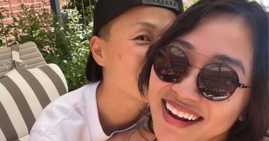 Two Top Chef All-Stars ‘hard launch’ romance in PDA-filled pic and fans are shocked