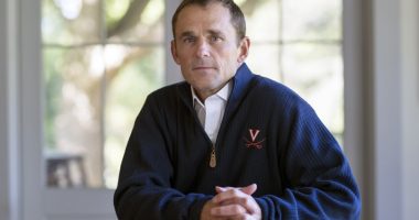 UVA President Jim Ryan resigns after pressure from DOJ
