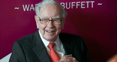 Warren Buffett donates $6 billion in stock to five foundations