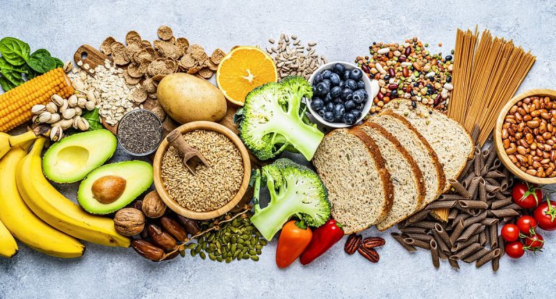 ZOE diet founder Prof Tim Spector reveals food trend that can ward off bowel cancer - and aids weight loss