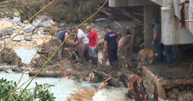 'It's sobering': Volunteers search debris for bodies after Texas flooding